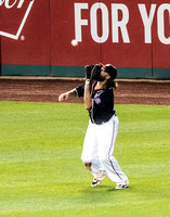 Jayso Werth making the Catch on a Fly Ball